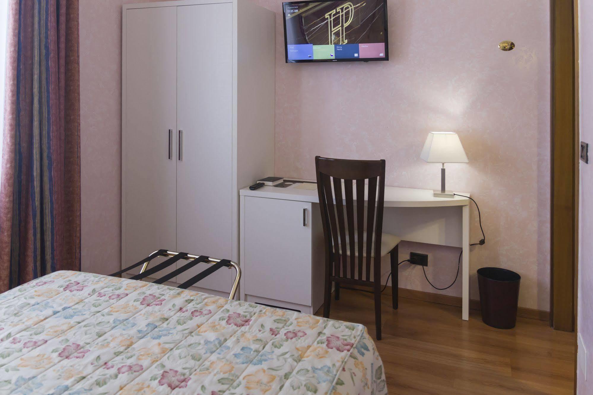 Hotel Pico Mirandola Extérieur photo