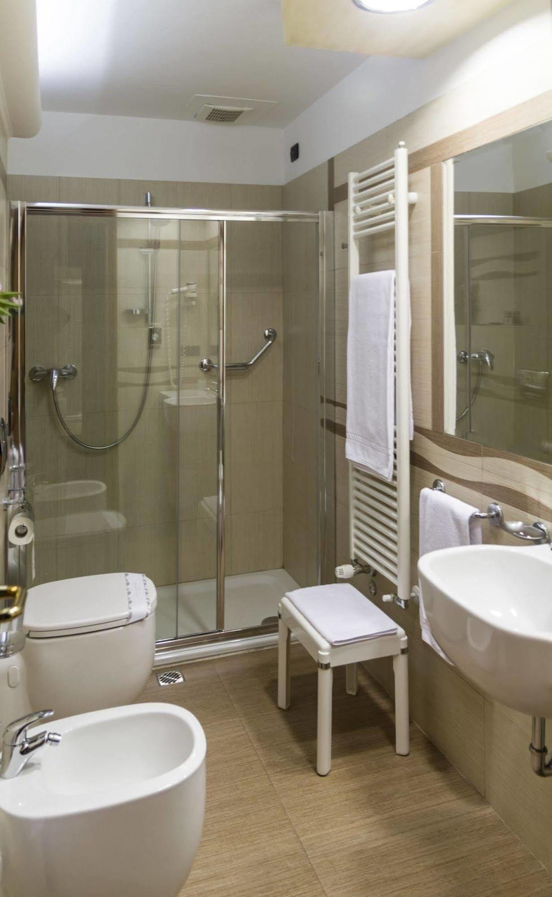 Hotel Pico Mirandola Extérieur photo