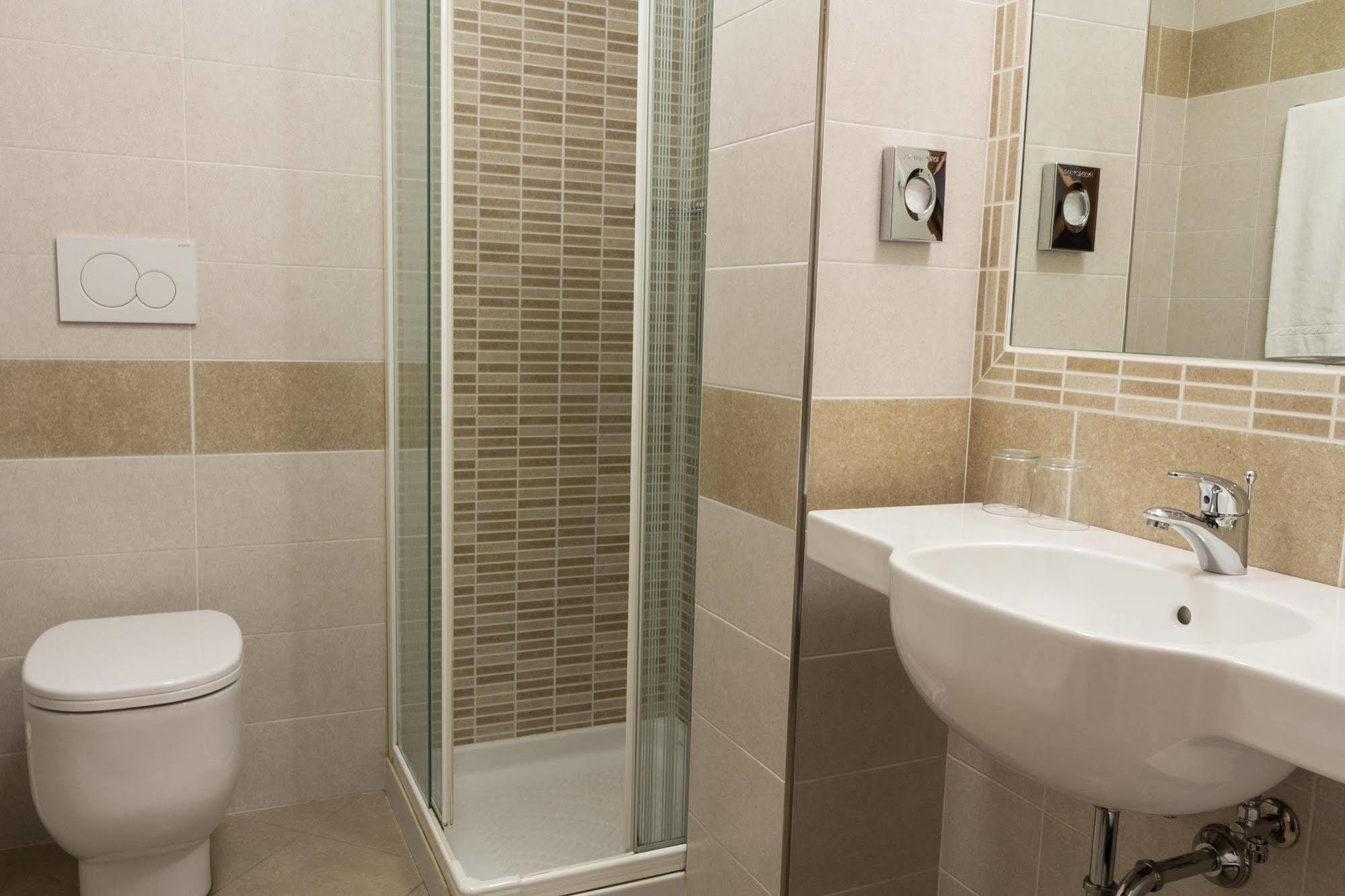 Hotel Pico Mirandola Extérieur photo
